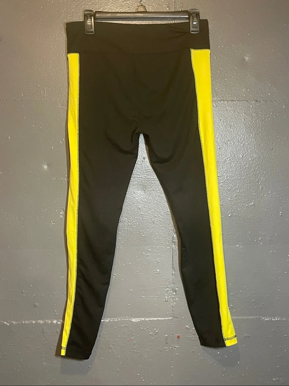 Justice Black & Yellow Daisy-Print Leggings for Kids